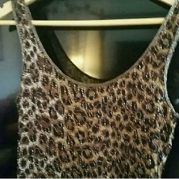 Leopard 🐆 embroidered top - Picture 3 of 5
